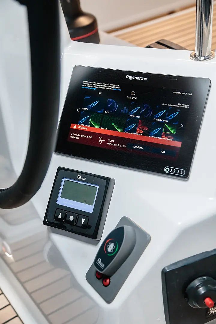 Sun Odyssey 490 - strumenti esterni