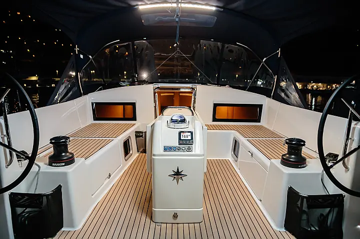 Sun Odyssey 490 - pozzetto