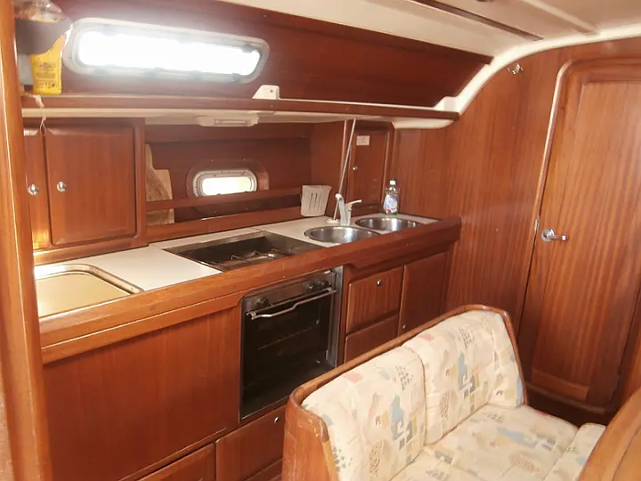 Bavaria 38 - 