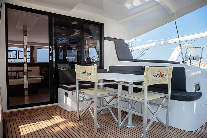 Lagoon 42 - 