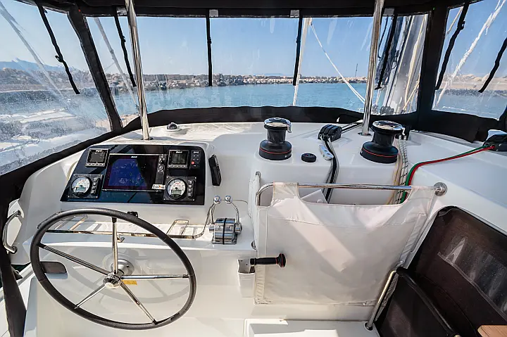 Lagoon 42 - 