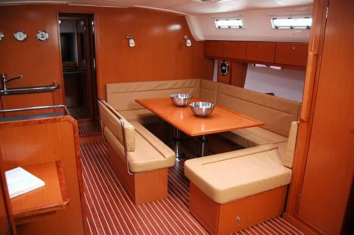 Bavaria Cruiser 50 - 
