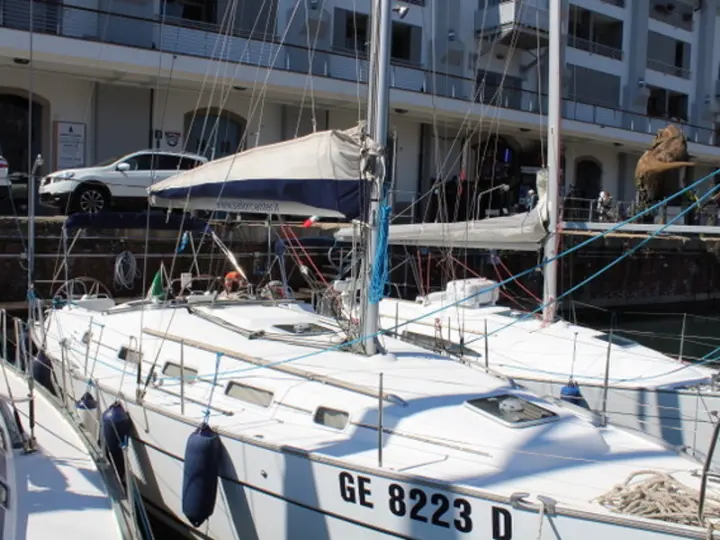 Cyclades 39.3 - 