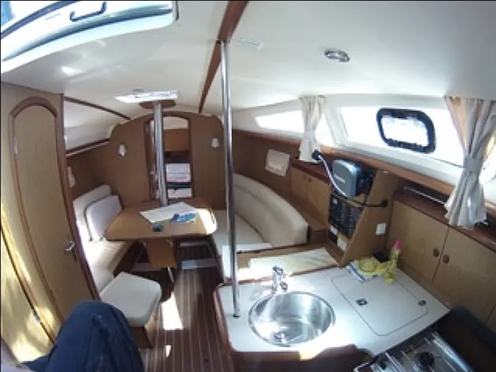 Sun Odyssey 32i - 