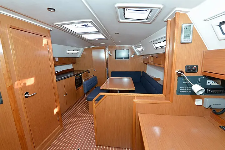 Bavaria Cruiser 40 - MORSKI COVIK