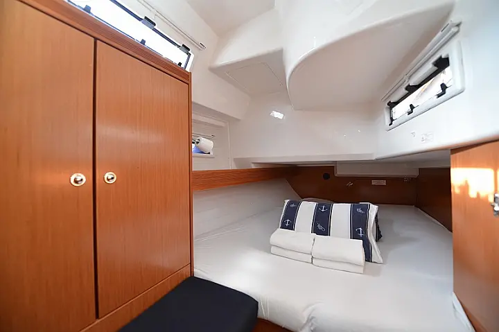 Bavaria Cruiser 40 - MORSKI COVIK