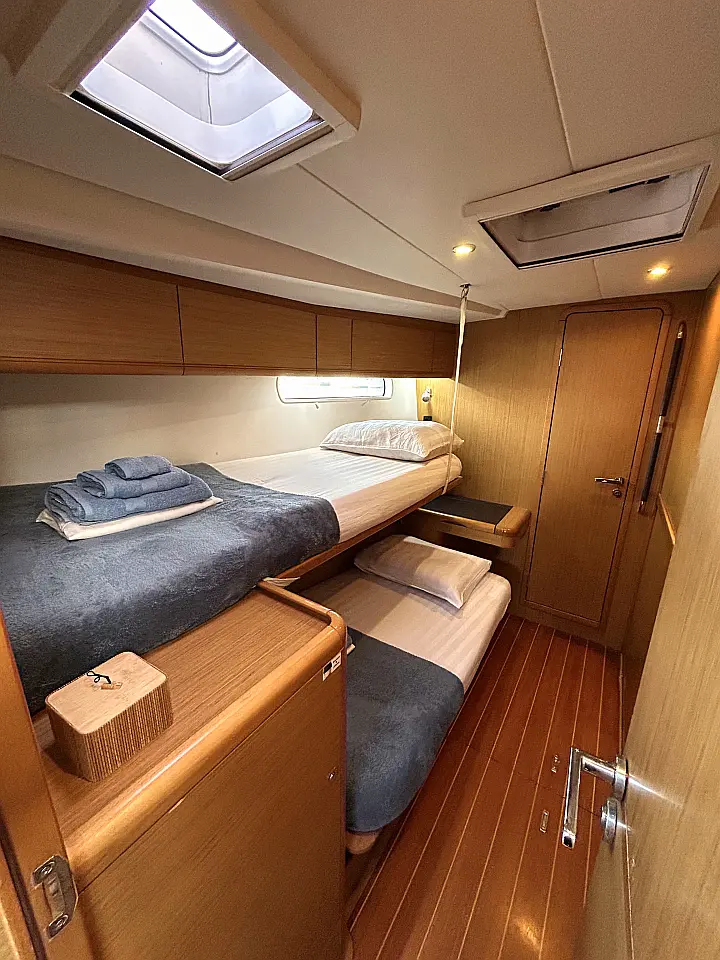 Jeanneau 57 - 