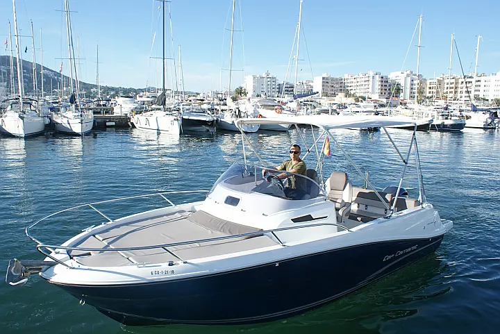 Glastron GT 225 - 