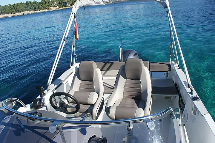 Glastron GT 225 - 