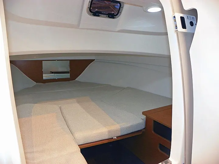Glastron GT 225 - 