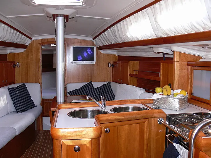 Elan Performance 37 - 