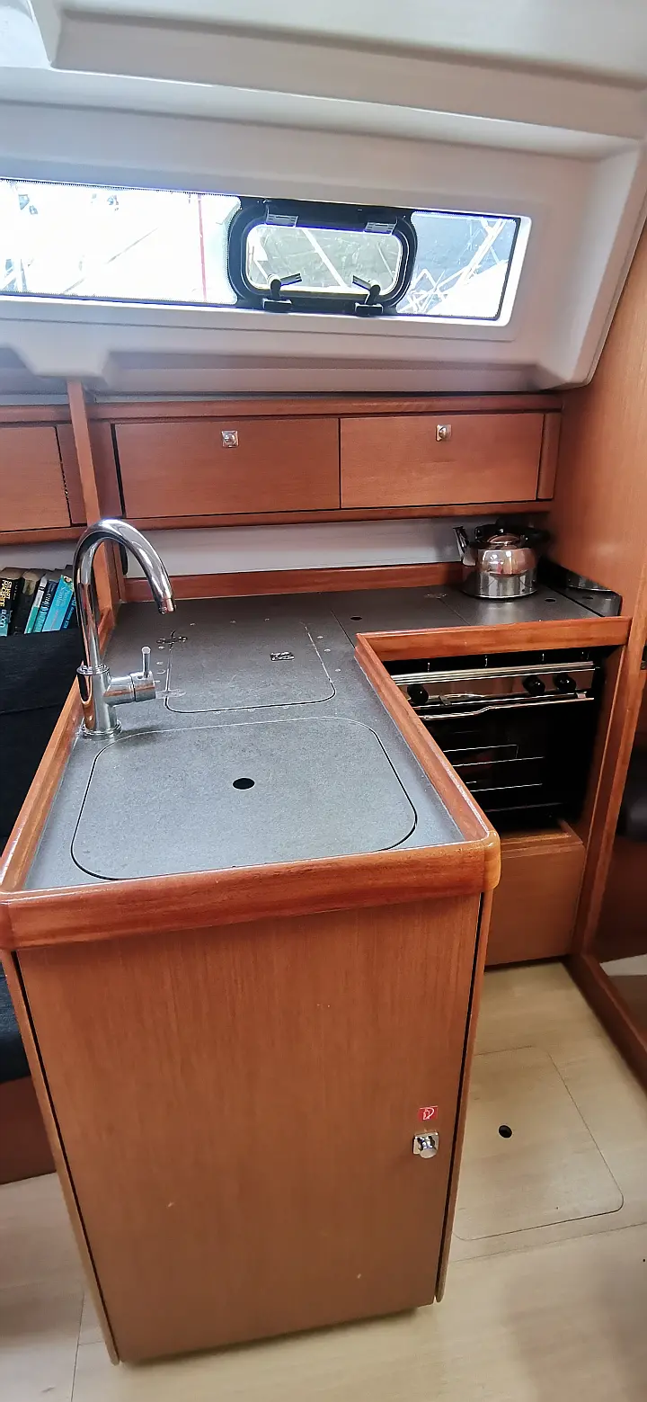 Bavaria Cruiser 33 - 