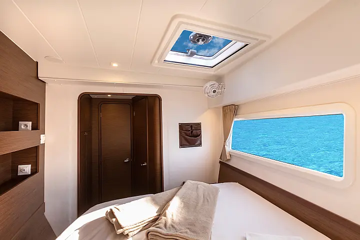 Lagoon 42 - 