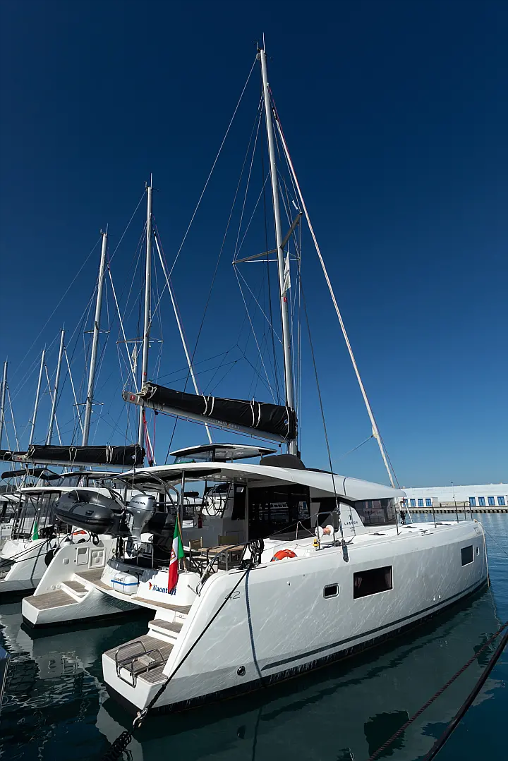 Lagoon 42 - 