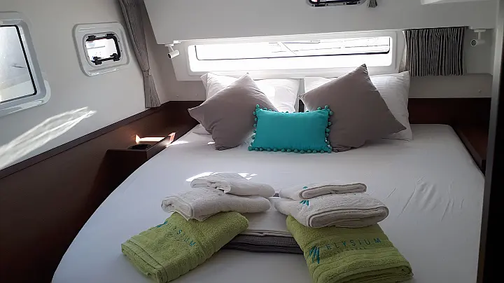 Lagoon 42 - 