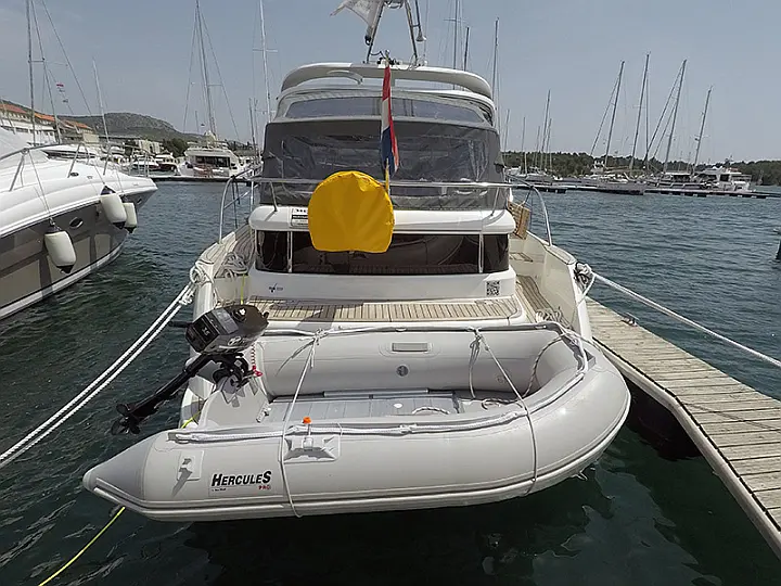 Marex 320 Aft Cabin Cruiser - Marex 320 ACC