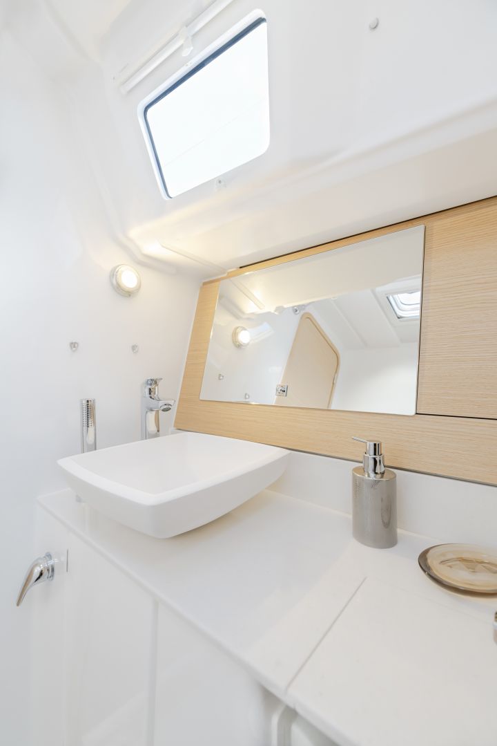 Dufour 360 - 