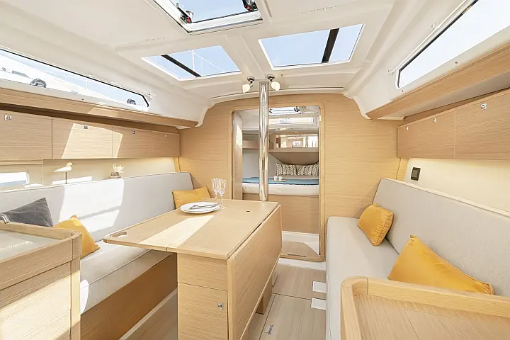 Dufour 360 - 