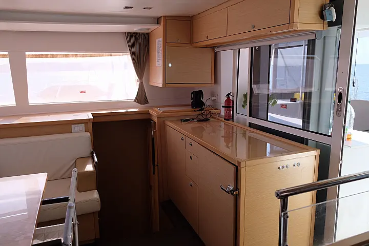 Lagoon 450 Fly - 