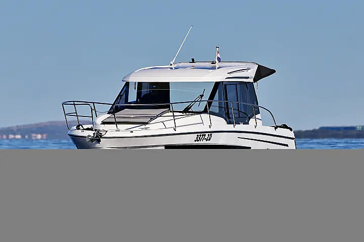Merry Fisher 895 - 