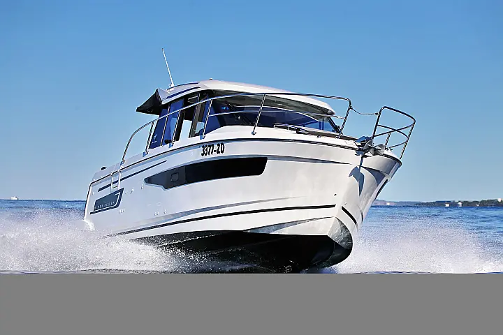 Merry Fisher 895 - 