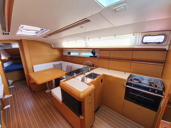 Jeanneau Sun Odyssey 409 - 