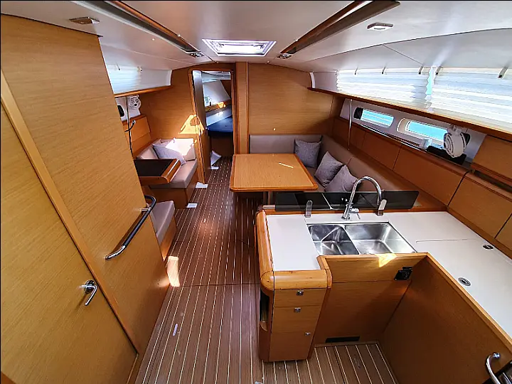 Jeanneau Sun Odyssey 409 - 