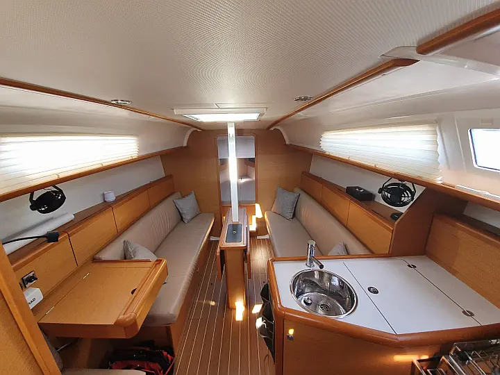 Sun Odyssey 33i - 