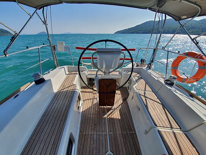 Sun Odyssey 33i - 