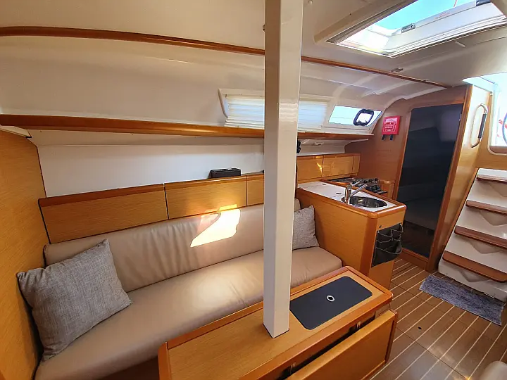 Sun Odyssey 33i - 