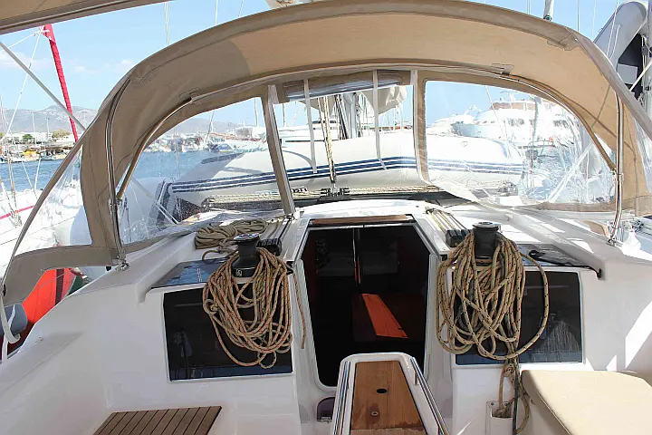 Dufour 382 GL - 