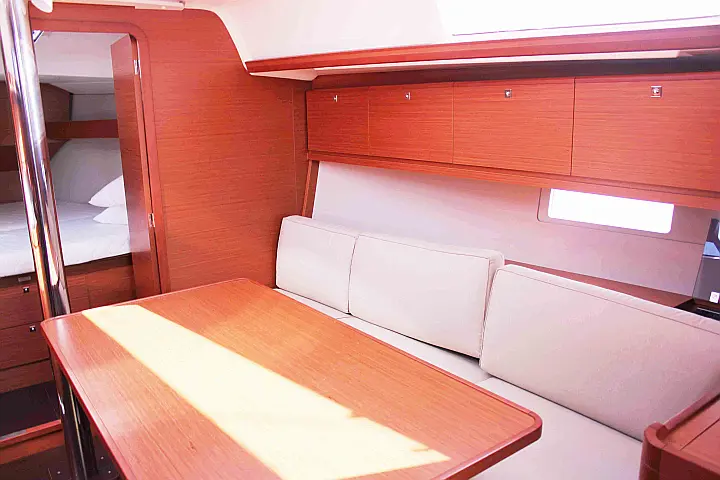 Dufour 382 GL - 