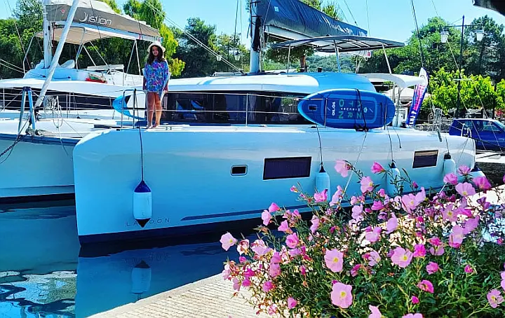 Lagoon 42 - 