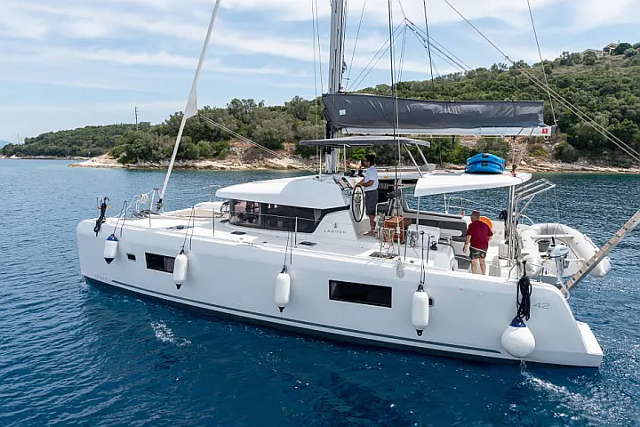 Lagoon 42 - 