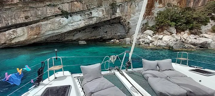 Lagoon 42 - 