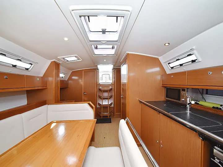 Bavaria Cruiser 40 - 
