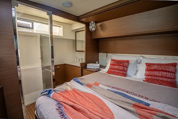 Lagoon 52F - Cabin