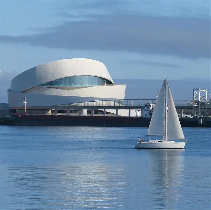 Dufour 32 - Exterior