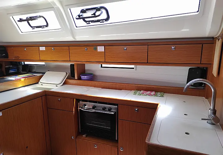 Bavaria Cruiser 51 - 