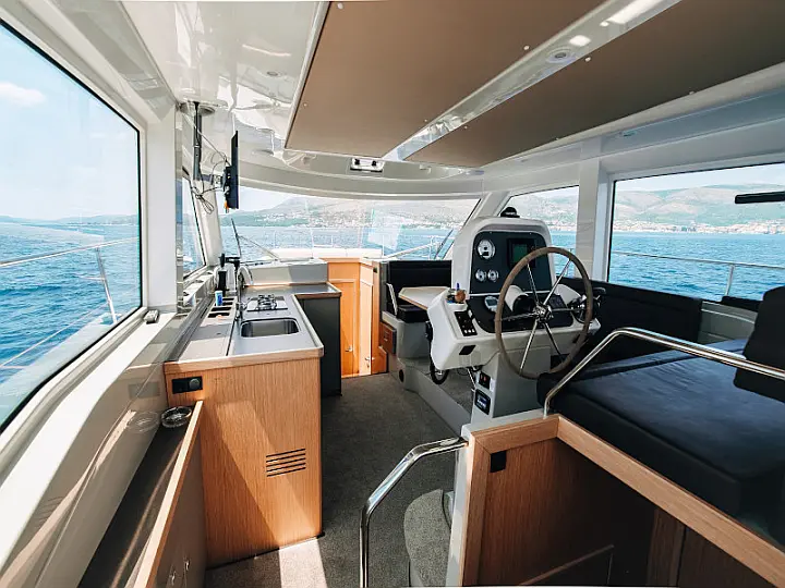 Bavaria E40 Fly - 