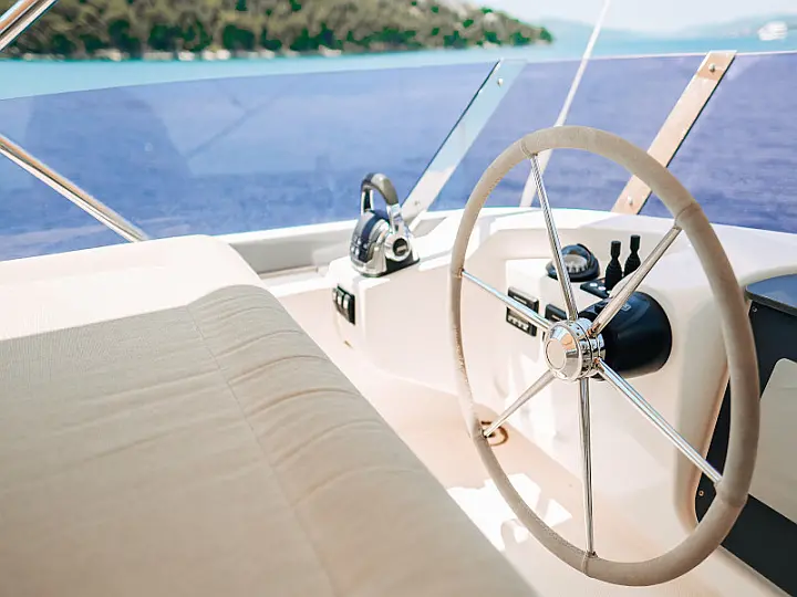 Bavaria E40 Fly - 