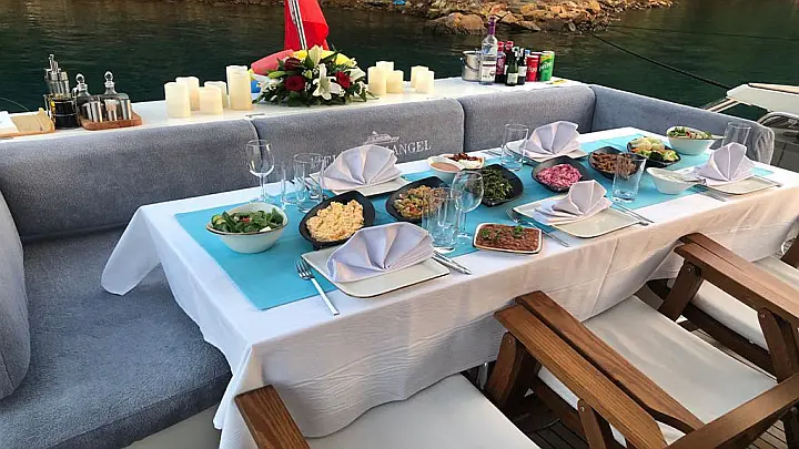Galeon 640 Fly - 