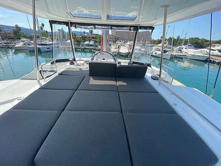 Lagoon 50 - 