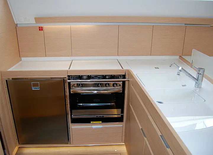 Elan Impression 45 - 