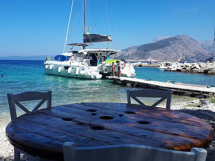 Lagoon 42 - 