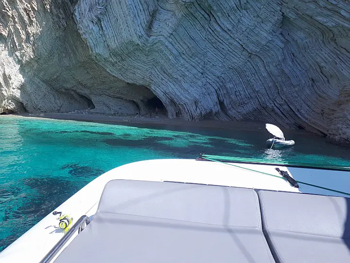 Lagoon 42 - 