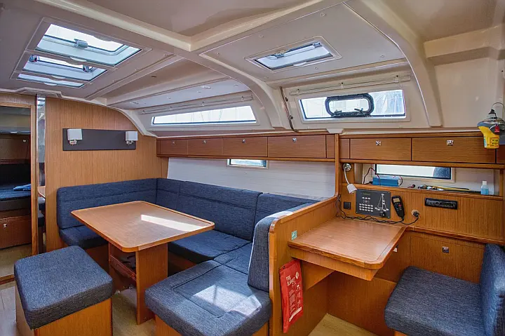 Bavaria Cruiser 41 - 