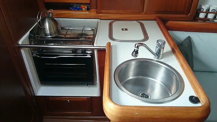 Bavaria 32 Holiday - 