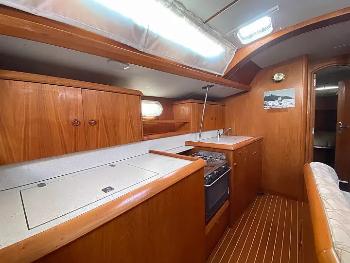 Sun Odyssey 42.2 - 