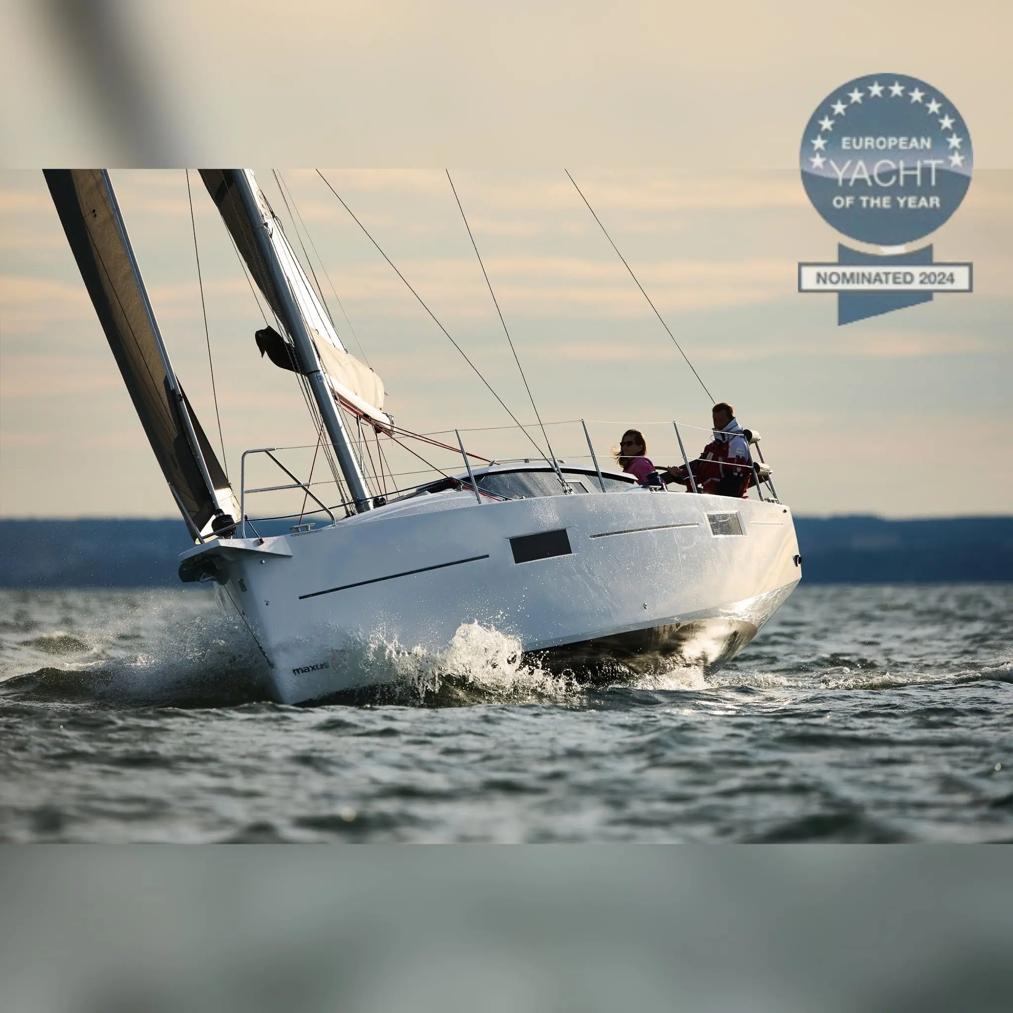 Maxus 35 (see with our base extra options availability as Air Conditioned) - 